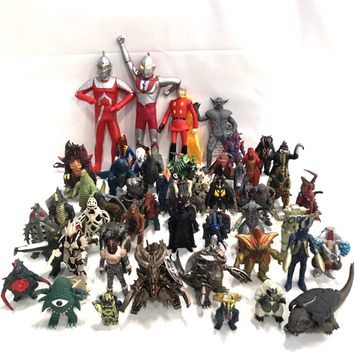 バンダイ ウルトラ大怪獣 DX スーパーグランドキング